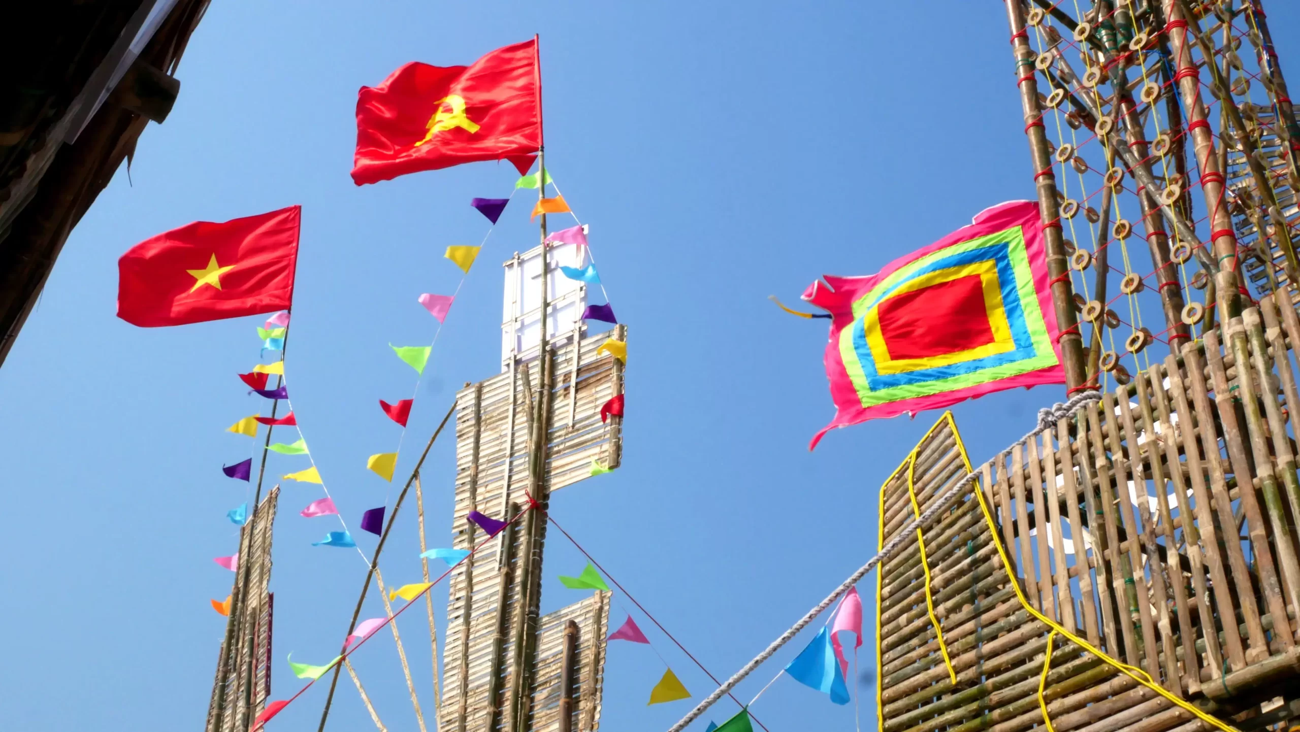 Bliss Hoi An은 "2023년 Thang Binh 지구 해안 문화 및 스포츠 축제 개막"을 공동 후원하게 되어 영광입니다.