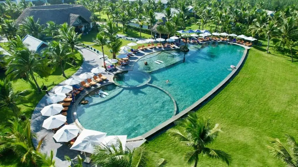 Bliss Hoi An Beach Resort & Wellness에서 객실을 예약하세요