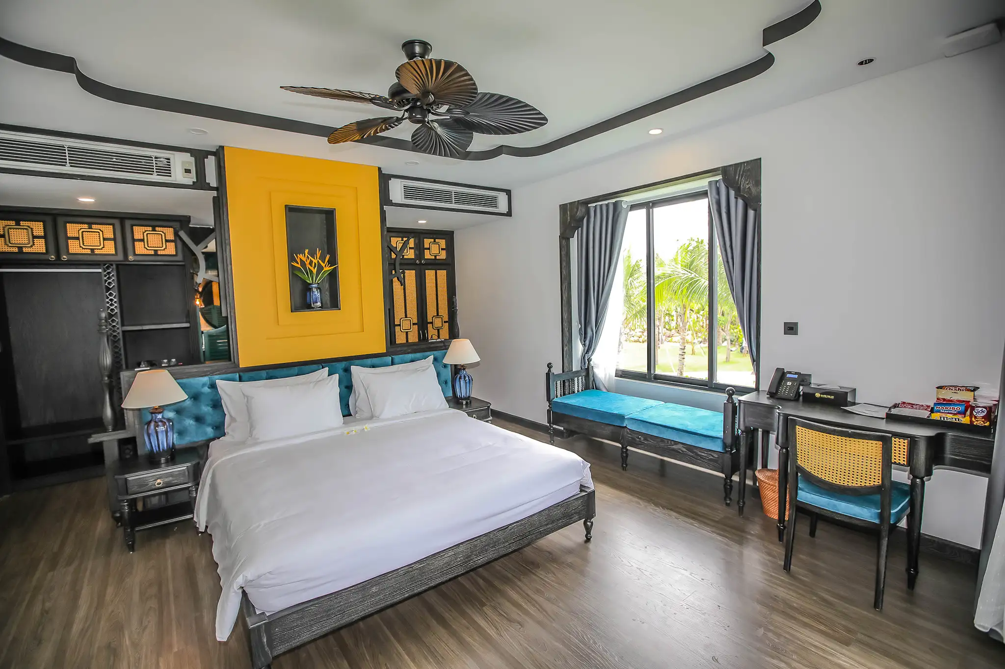 Indochina villa room
